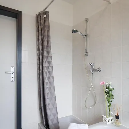 2 Hannover-laatzen Hostel *